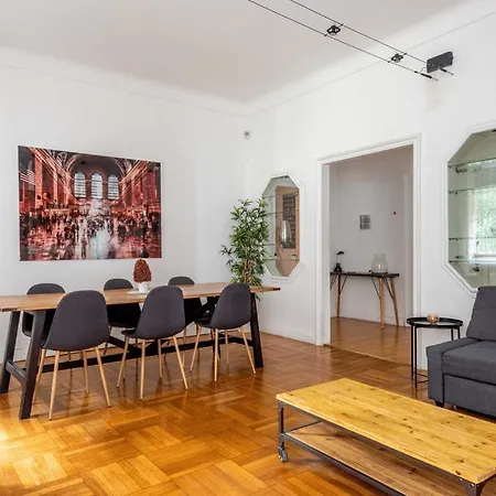Appartement Exclusive 4 Bedrooms In Brera *