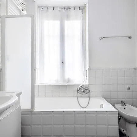 Apartman Exclusive 4 Bedrooms In Brera *